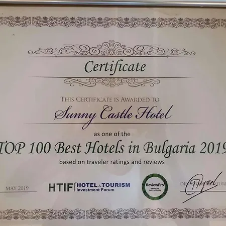 Hotell Sunny Castle 4*