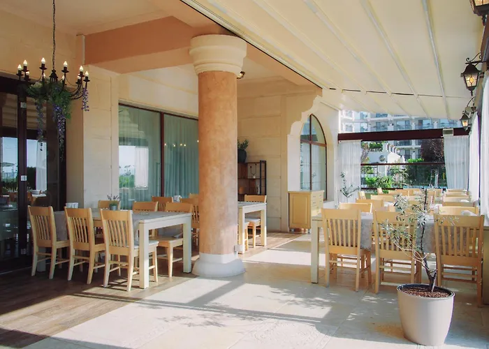 Hotel Sunny Castle 4*