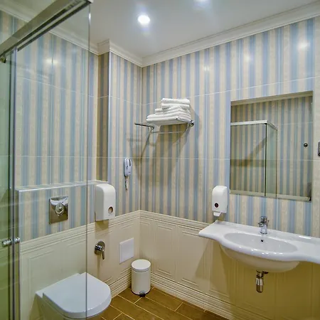 Sunny Castle Hotel 4*