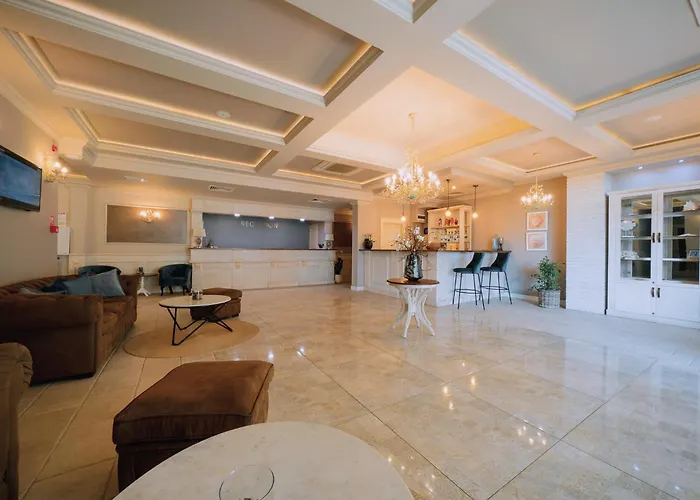 Sunny Castle Hotel 4*