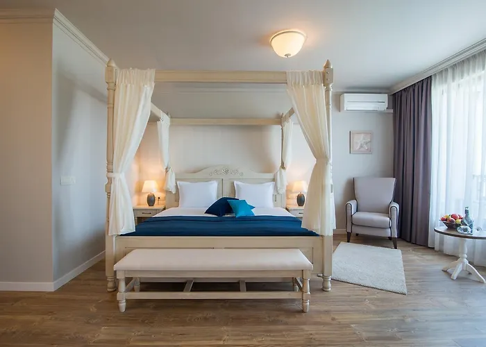 Sunny Castle كرانيفو